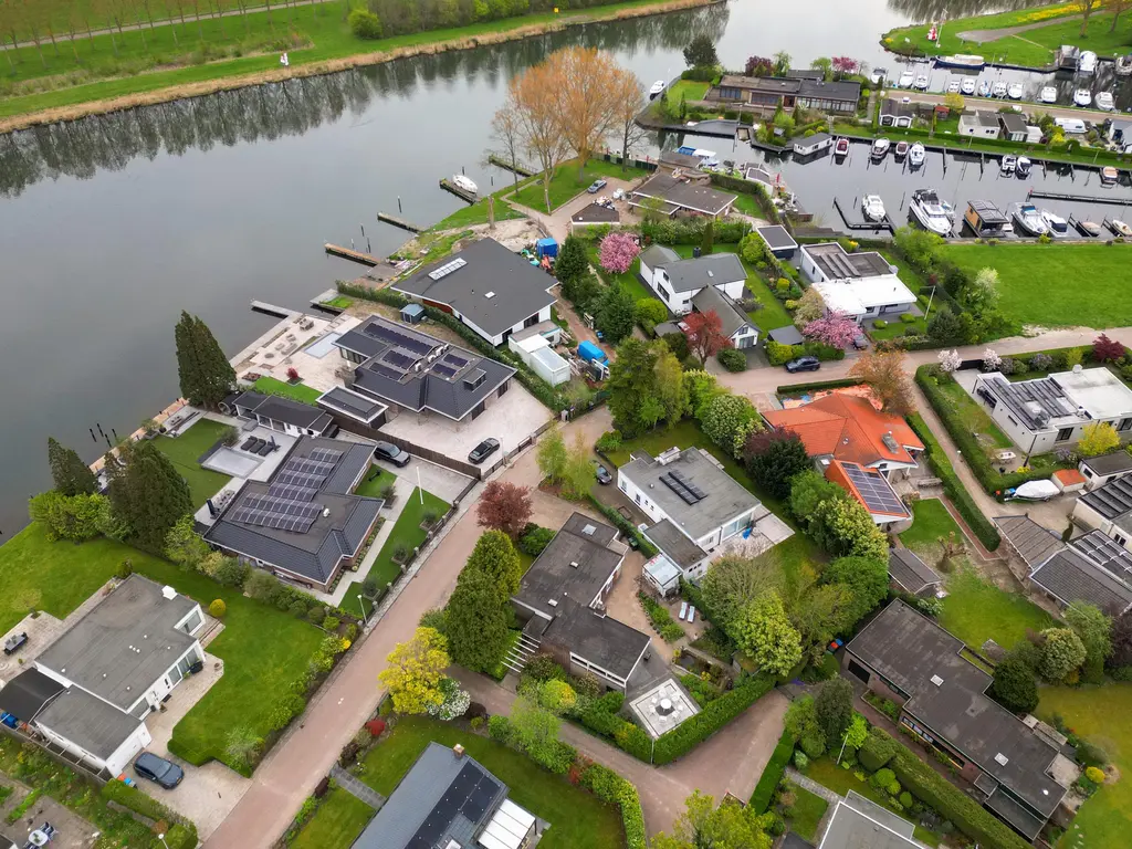 Zalmlaan 15, ZWARTEWAAL