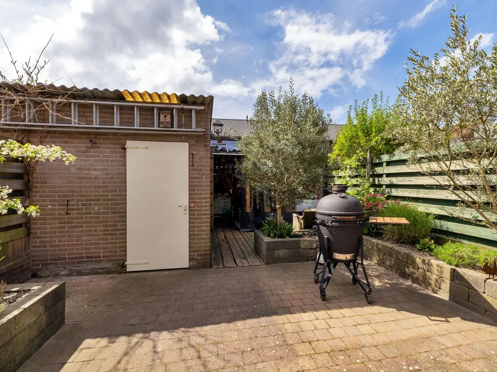 Mr P J Oudweg 21, ZUIDLAND