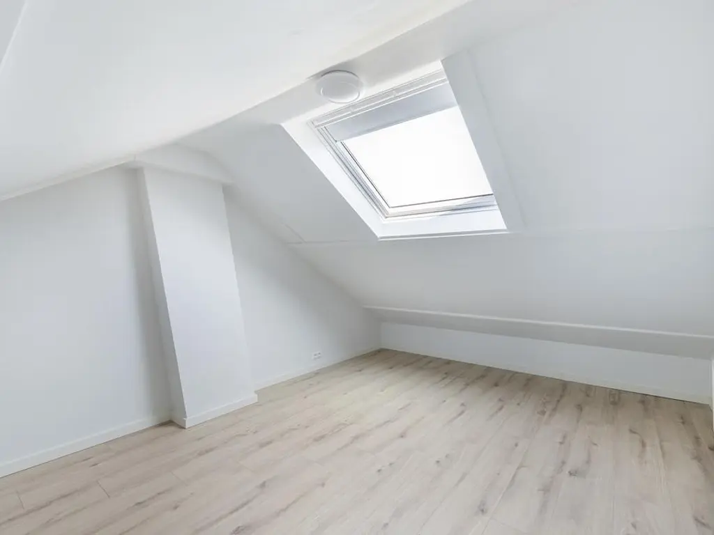 Lijsterbeslaan 10, OOSTVOORNE
