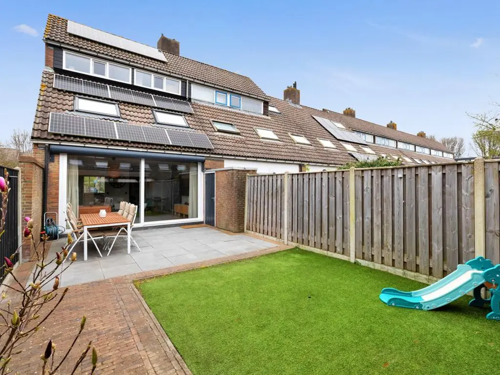 Stoep 19, BRIELLE