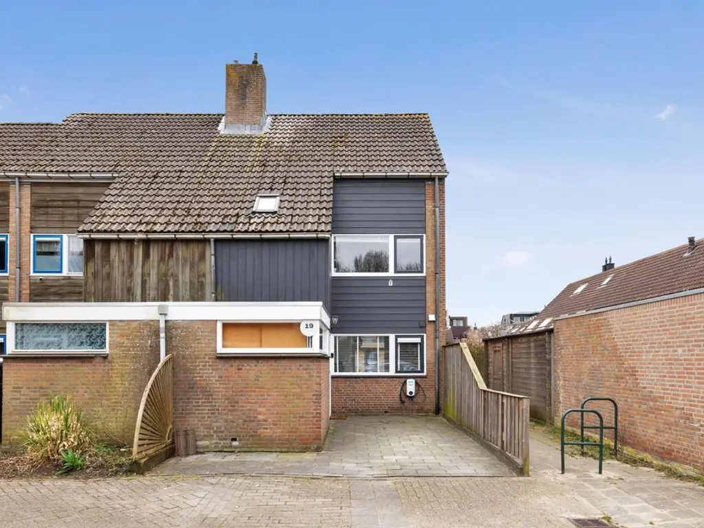 Stoep 19, BRIELLE
