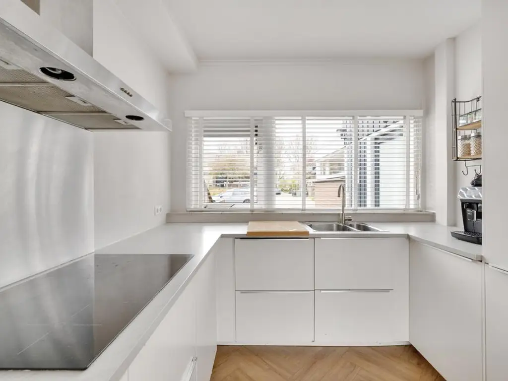 Stoep 19, BRIELLE