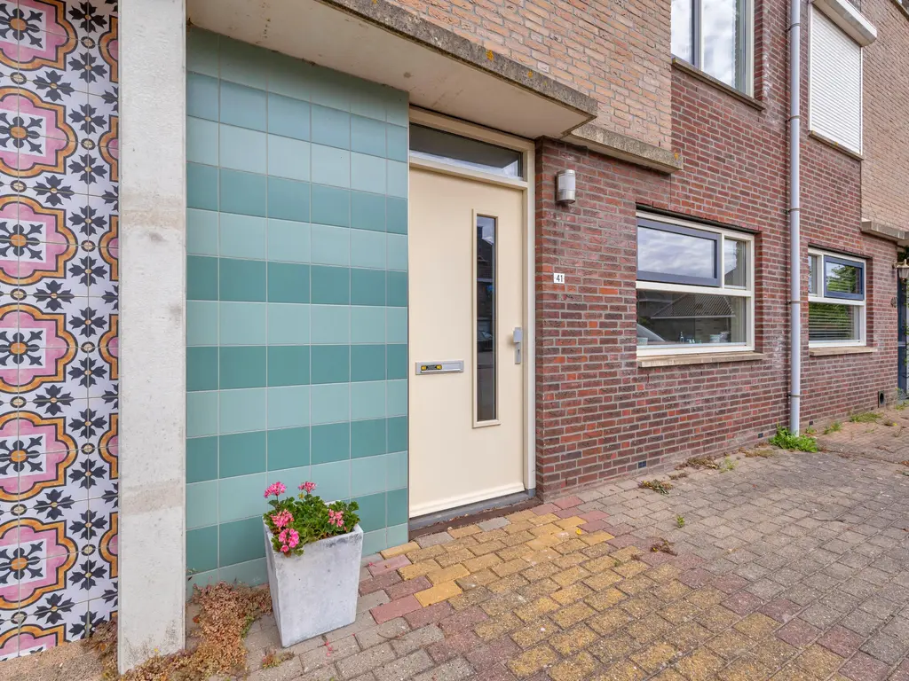 Slotlaan 41, OOSTVOORNE