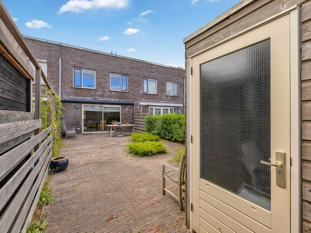 Slotlaan 41, OOSTVOORNE