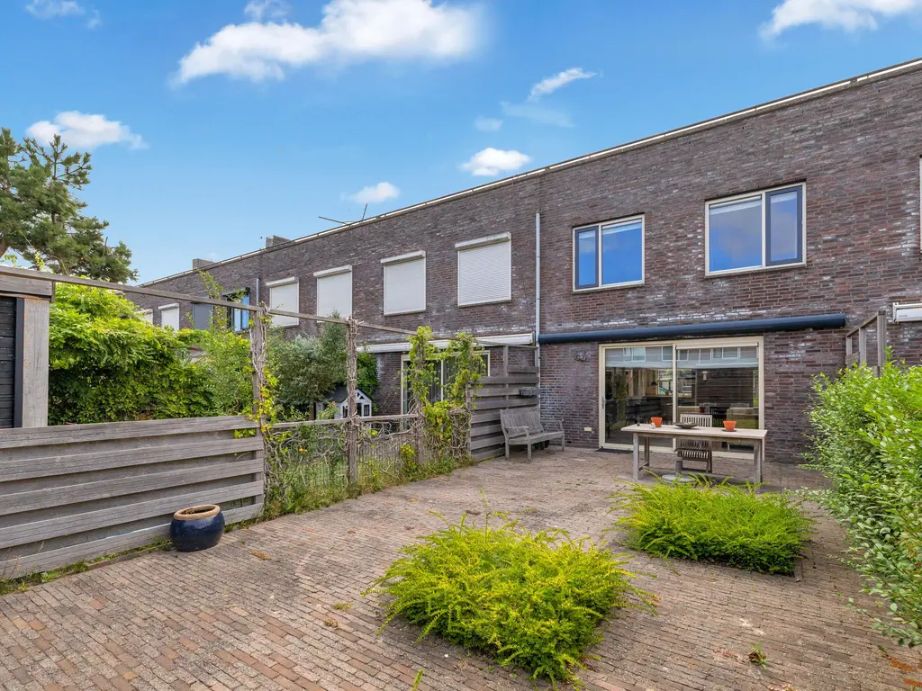 Slotlaan 41, OOSTVOORNE