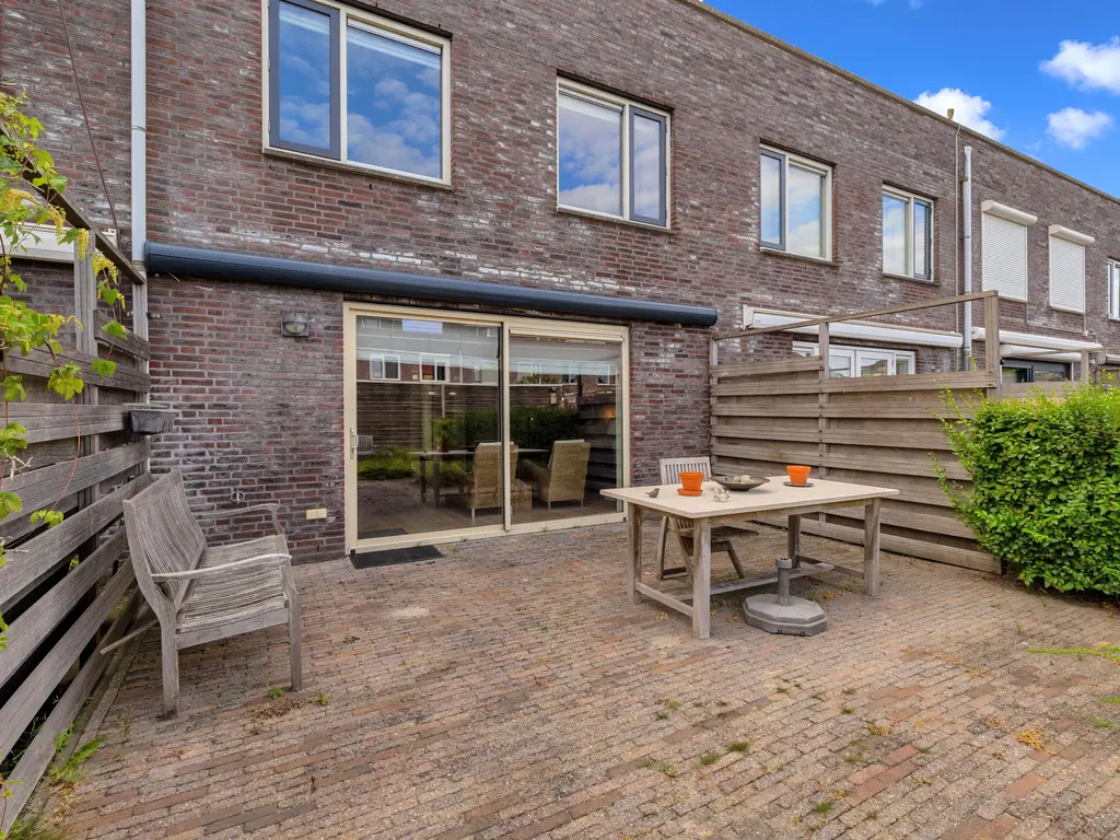 Slotlaan 41, OOSTVOORNE