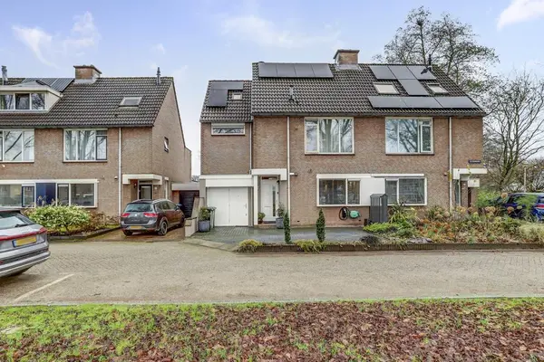 Elzenburg 9