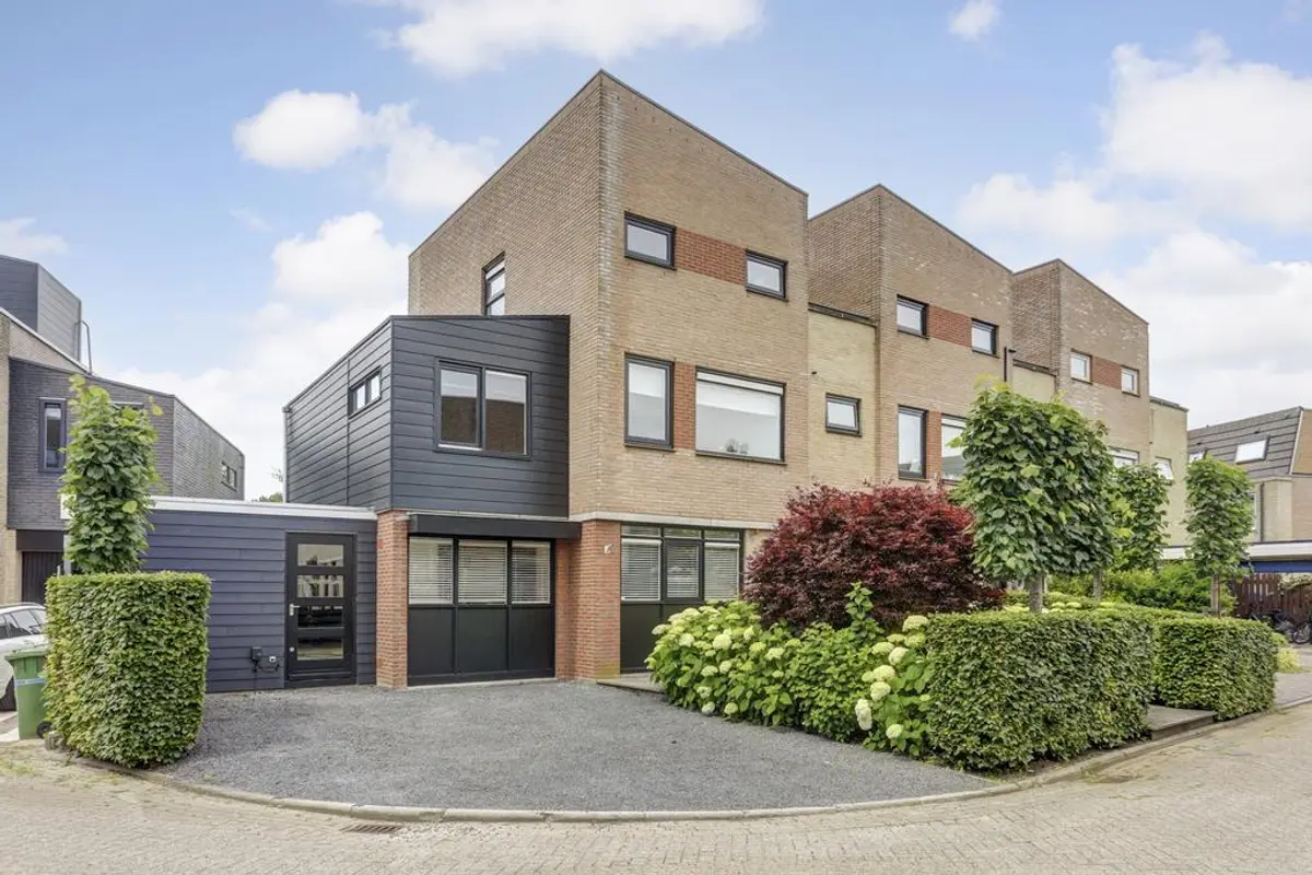van Dethstraat 14