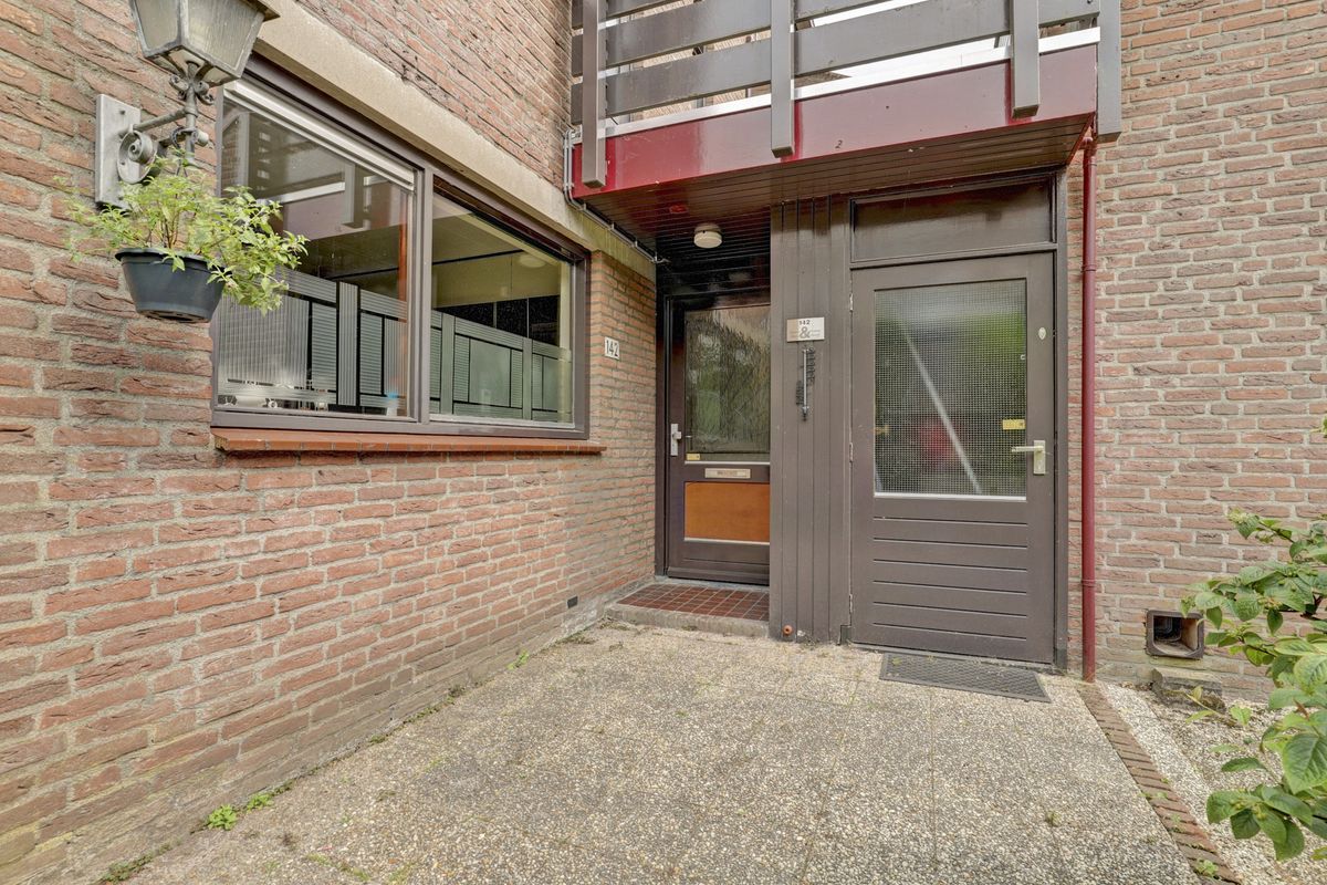 Anna van Hensbeeksingel 142