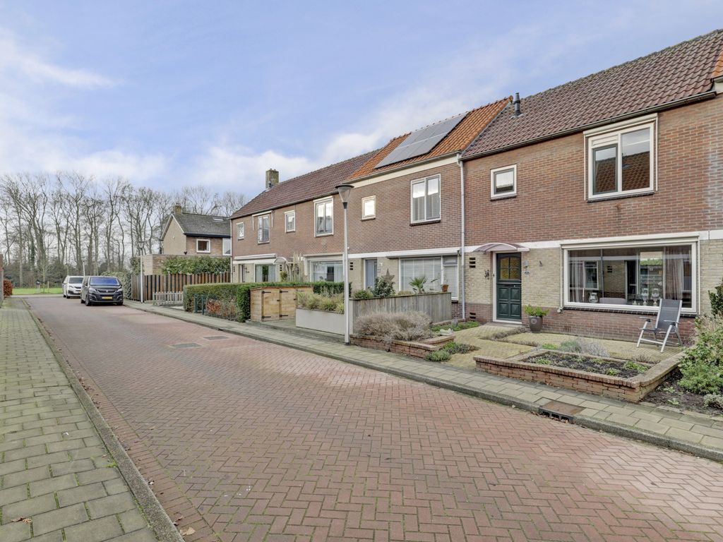 Reigerstraat 10, HAASTRECHT