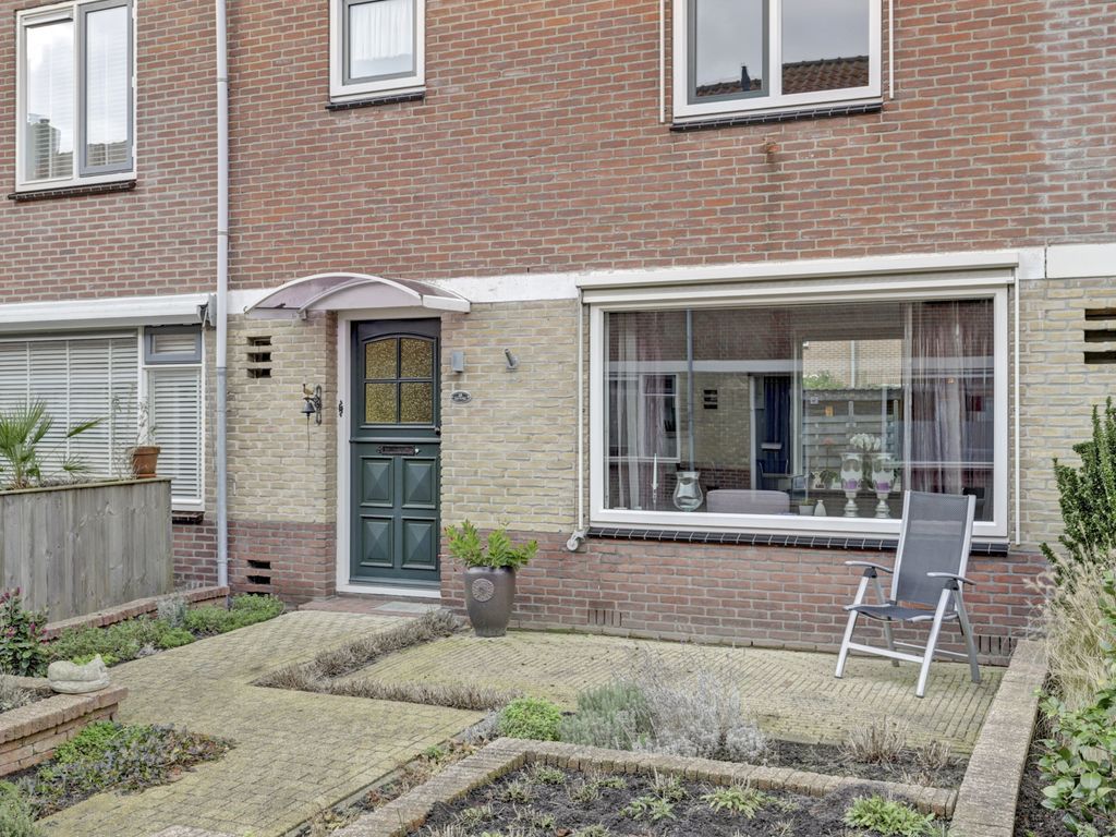 Reigerstraat 10, HAASTRECHT