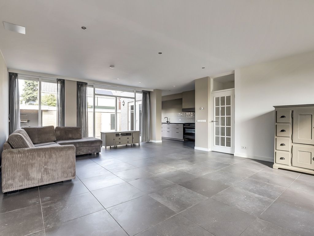 Ambachtsstraat 28, SCHOONHOVEN