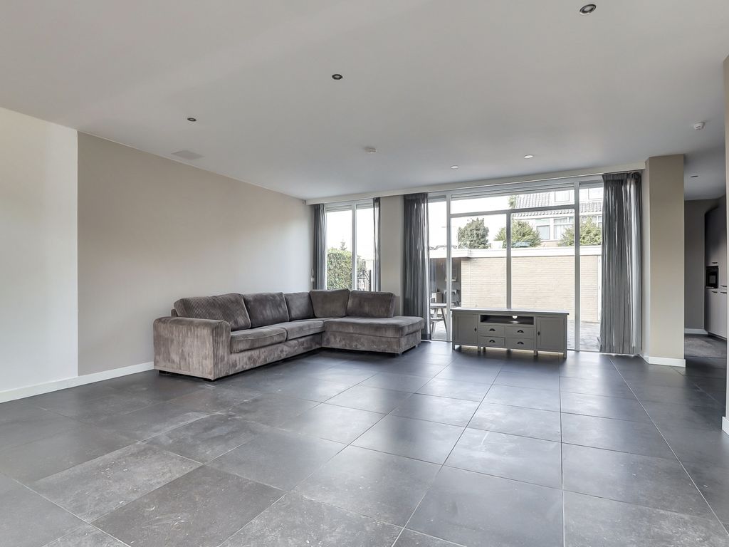 Ambachtsstraat 28, SCHOONHOVEN