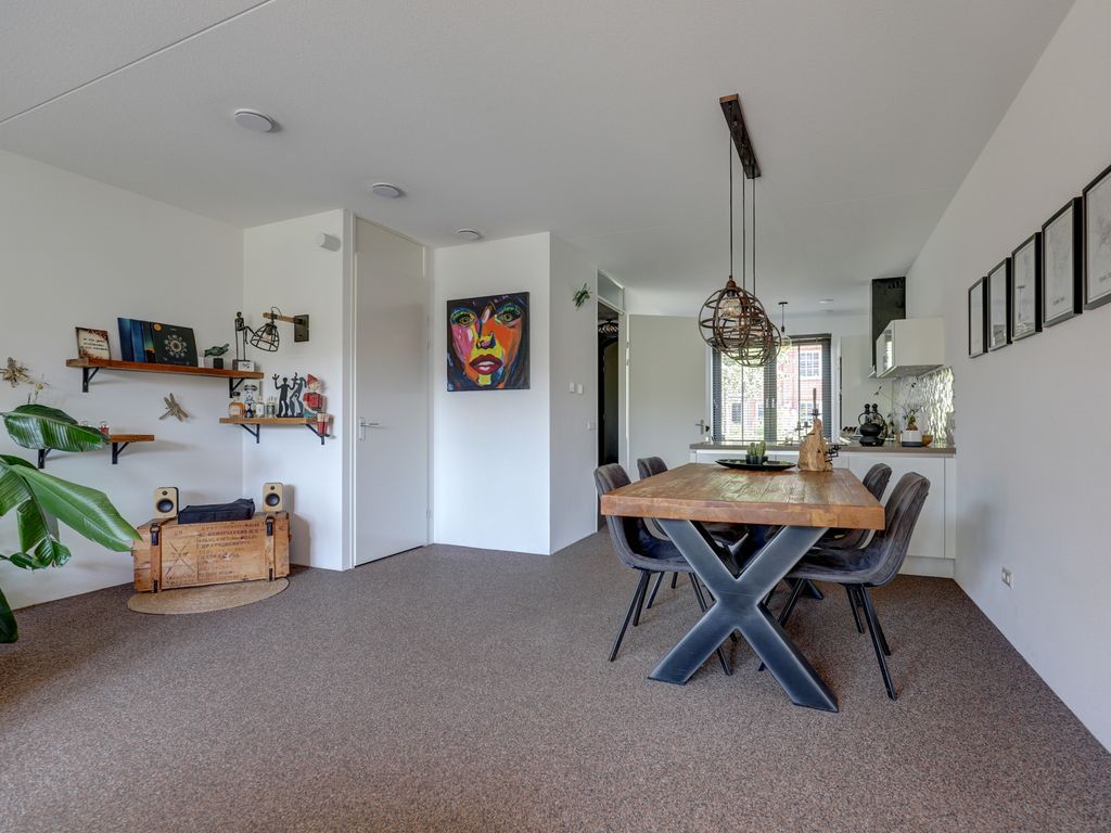 Parklaan 153, WADDINXVEEN