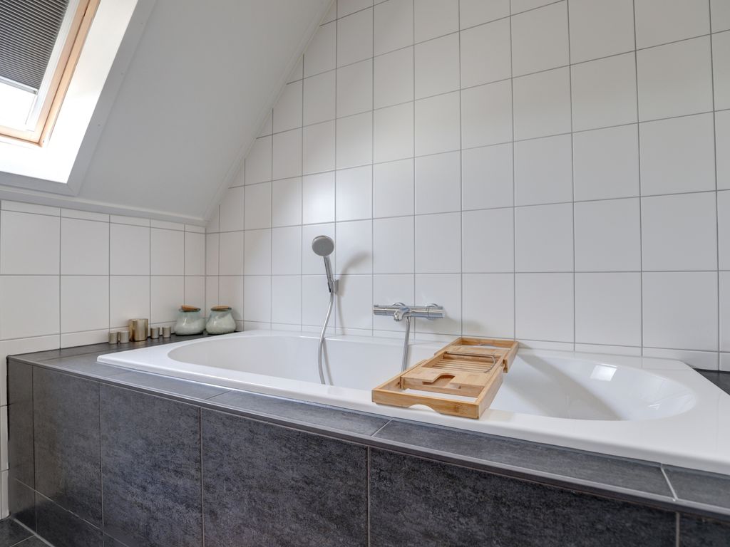 Parklaan 153, WADDINXVEEN