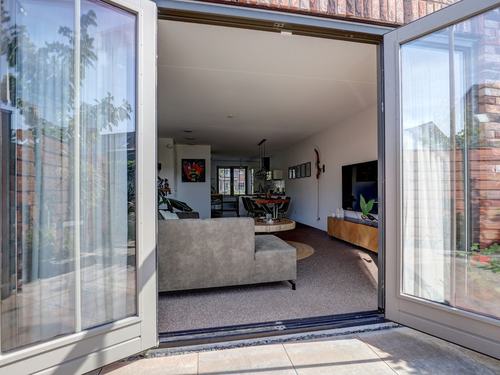 Parklaan 153, WADDINXVEEN