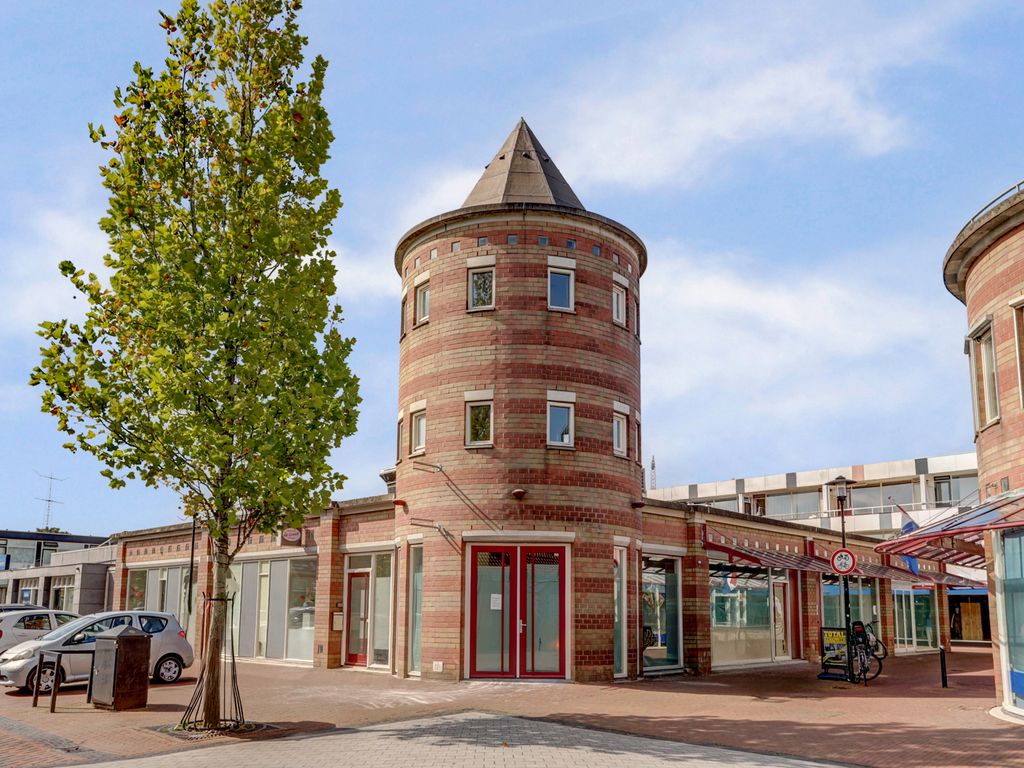 Raadhuisplein 71, LEKKERKERK