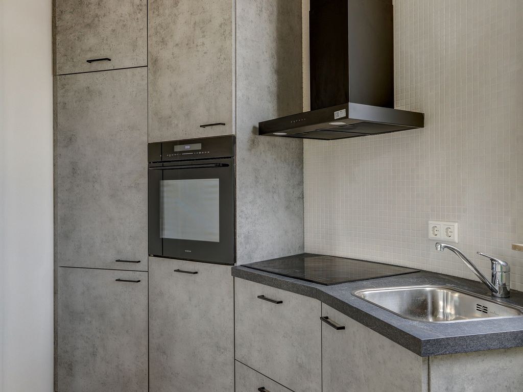 Raadhuisplein 71, LEKKERKERK