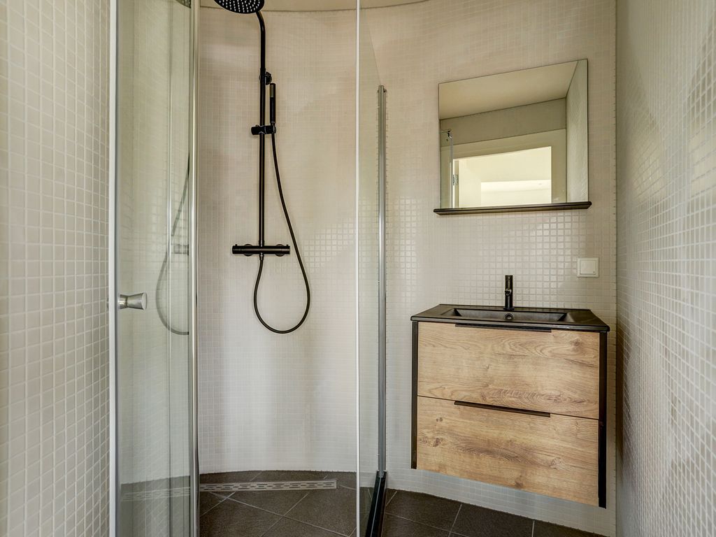 Raadhuisplein 71, LEKKERKERK