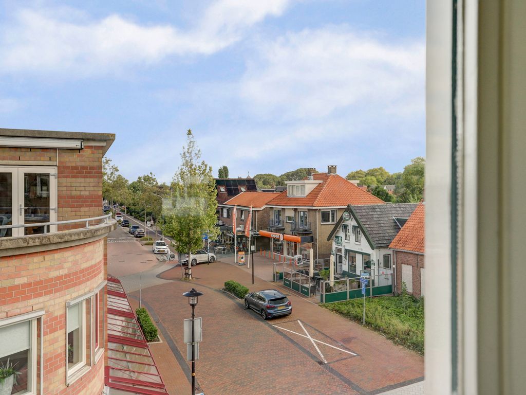 Raadhuisplein 71, LEKKERKERK