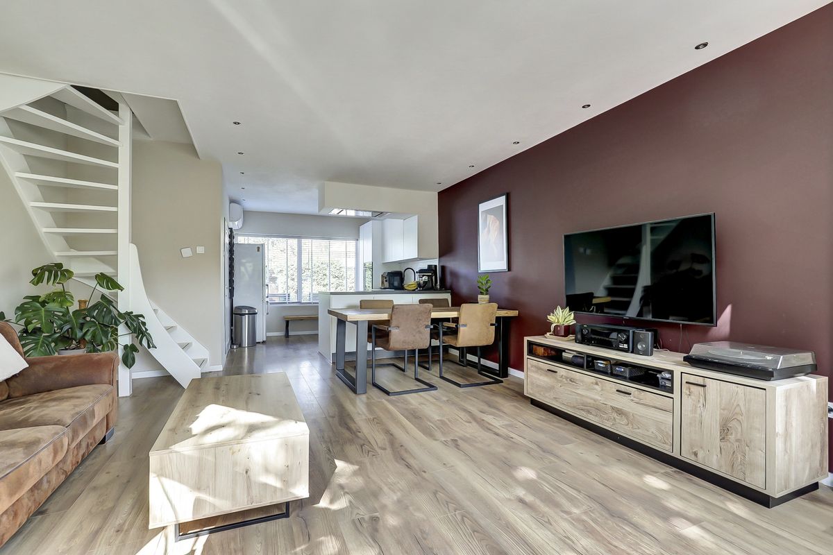 Onder de Boompjes 149