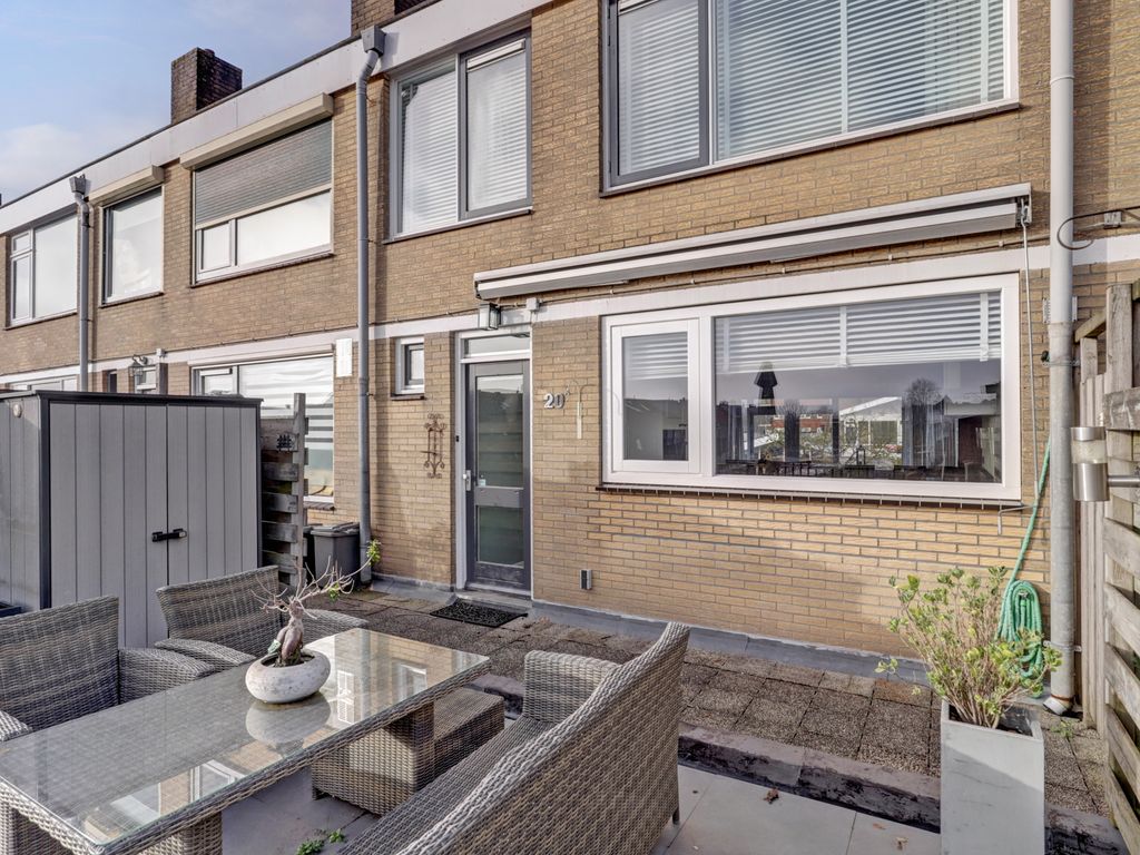 Van Staverenstraat 20a, REEUWIJK