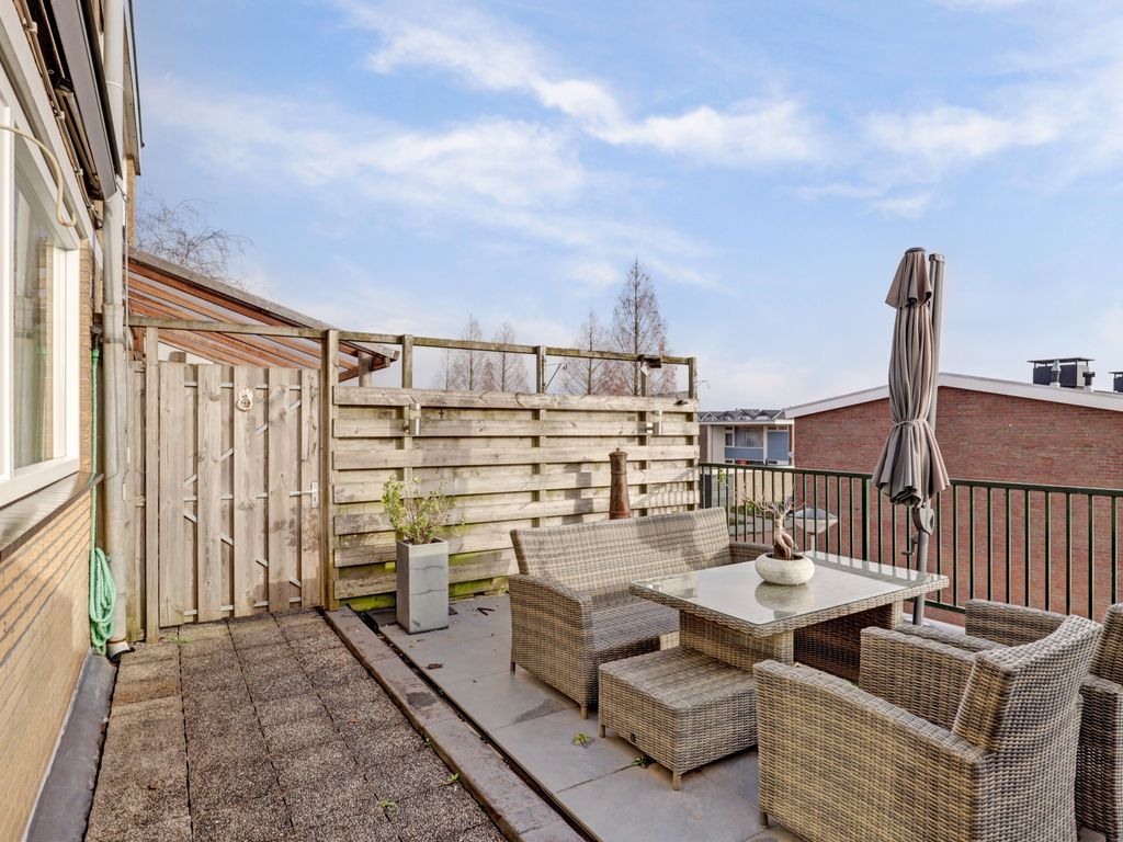 Van Staverenstraat 20a, REEUWIJK