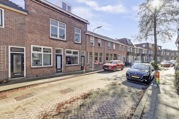 Mr. D.J. van Heusdestraat 48