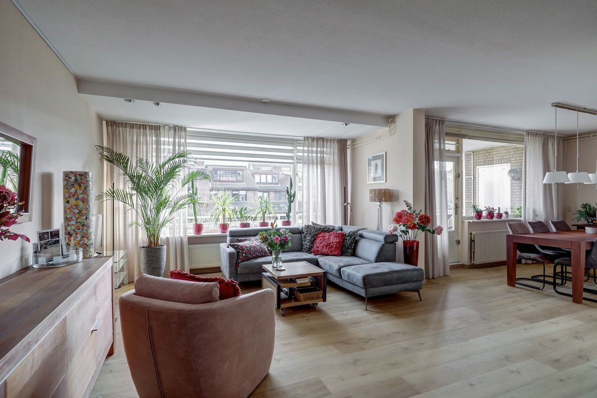 Anna van Hensbeeksingel 246