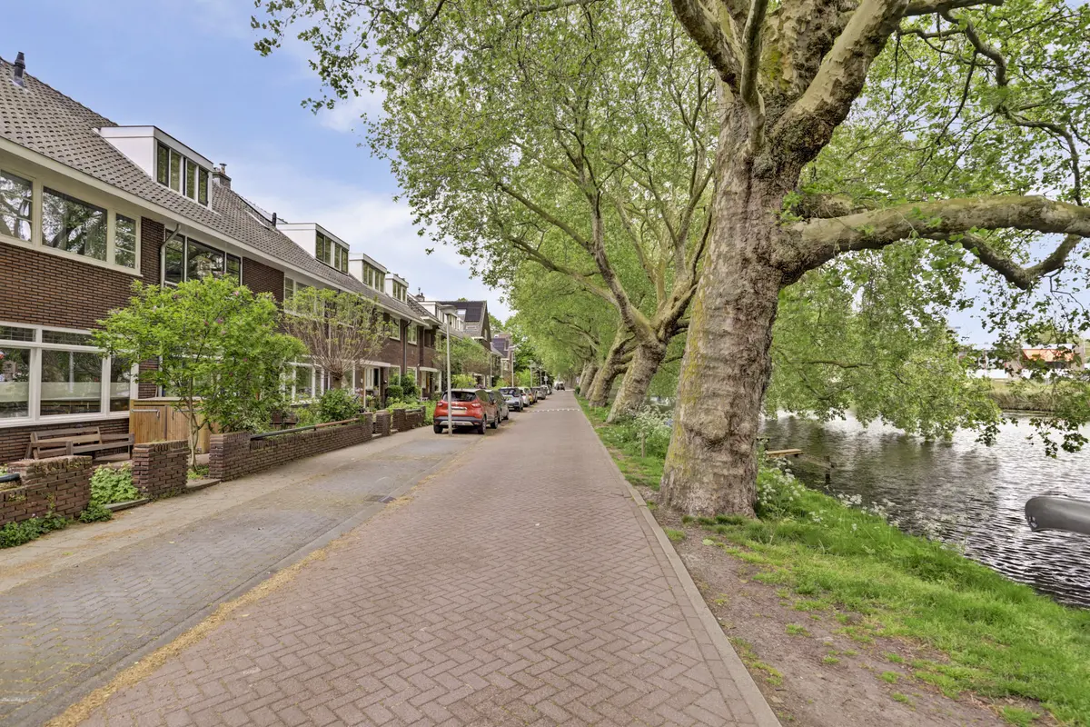Burgvlietkade 33