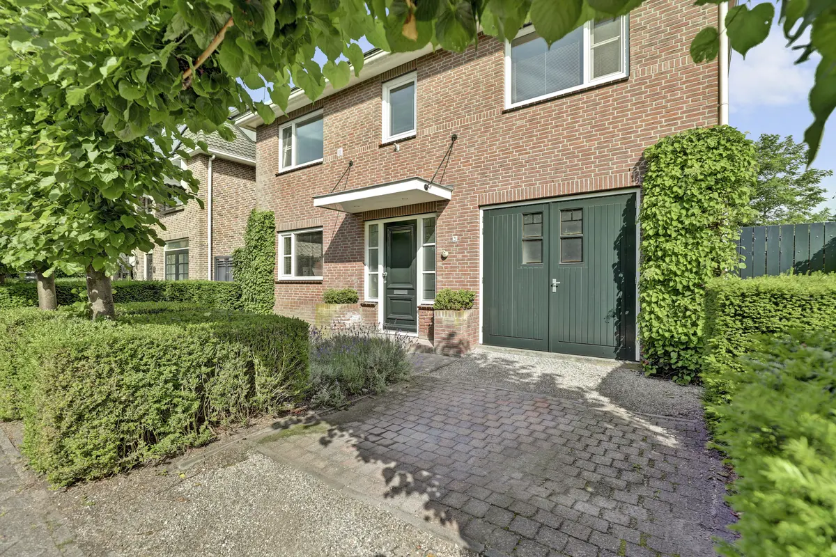 Marga Klompéstraat 21