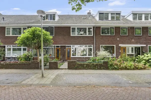 Burgvlietkade 34