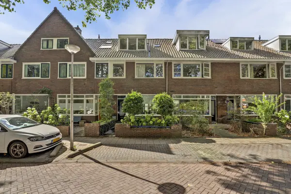 Burgvlietkade 18