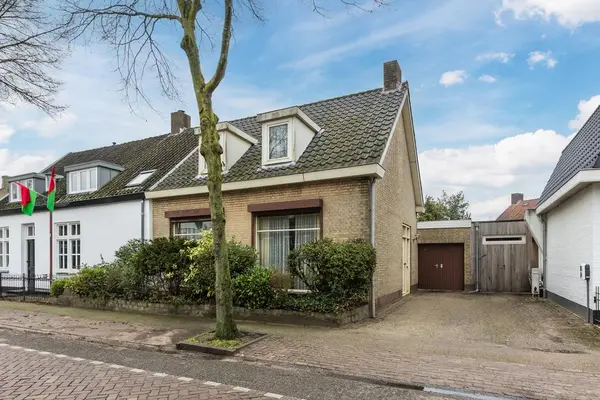 Hoolstraat 79, TETERINGEN