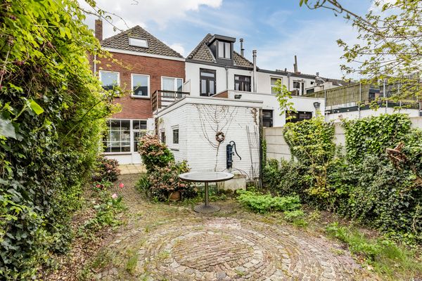 Godevaert Montensstraat 28, BREDA