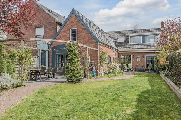 Hoolstraat 40, TETERINGEN