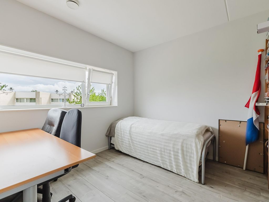 Tussenwoning te koop: Prinses van Lotharingenstraat 114, Bavel
