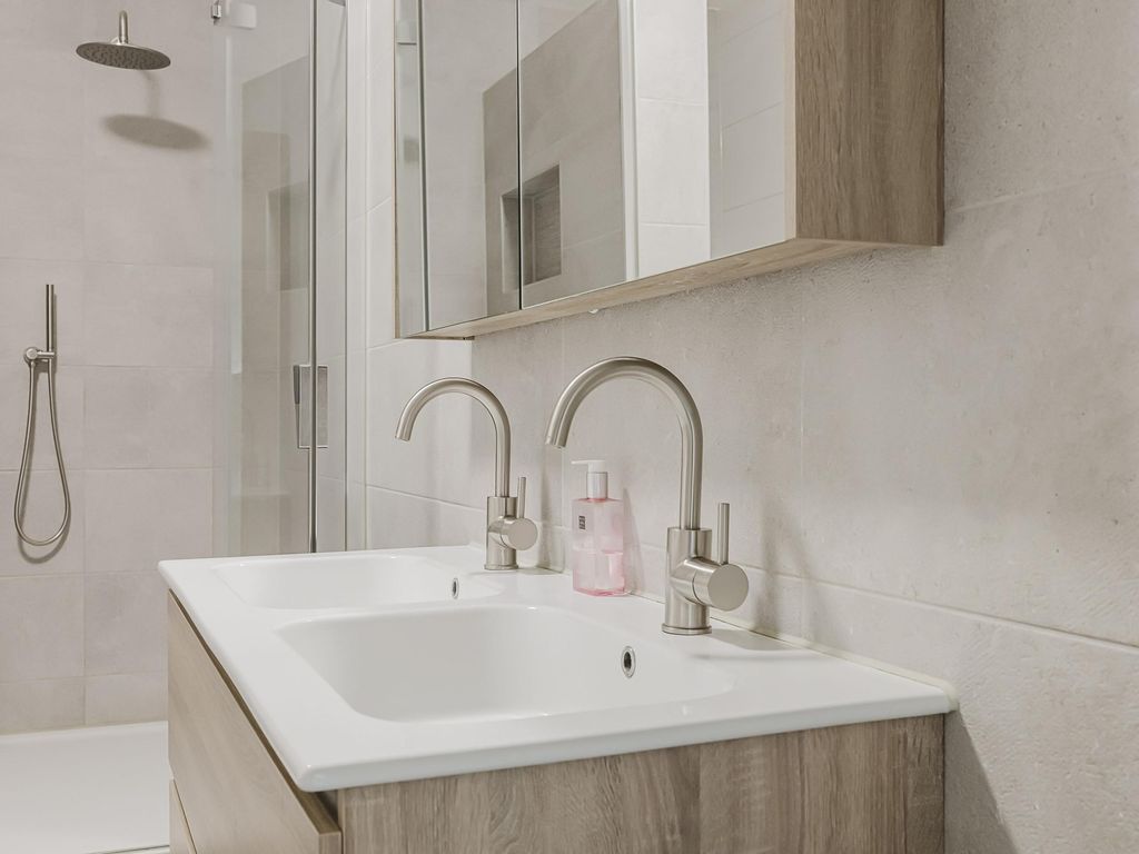 Tussenwoning te koop: Prinses van Lotharingenstraat 114, Bavel