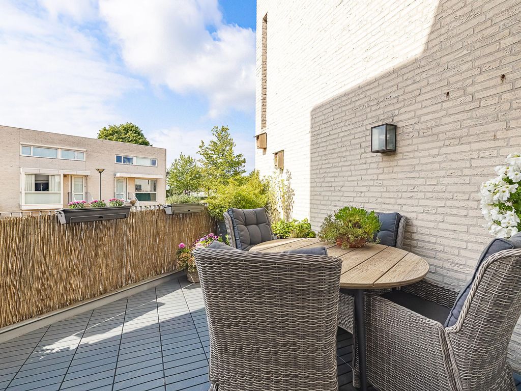 Tussenwoning te koop: Prinses van Lotharingenstraat 114, Bavel