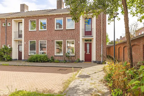 Voltaweg 4, BREDA