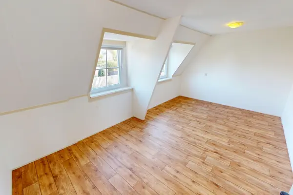 Eg 4, BOVENKARSPEL