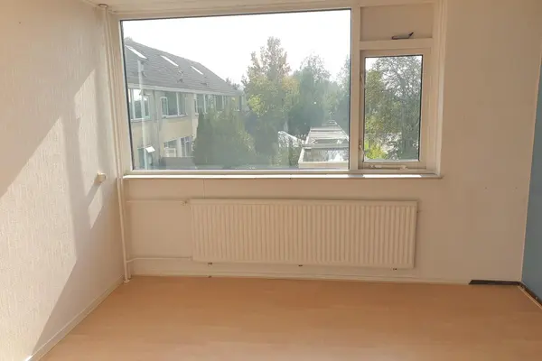 Elzenbaan 8, ENKHUIZEN