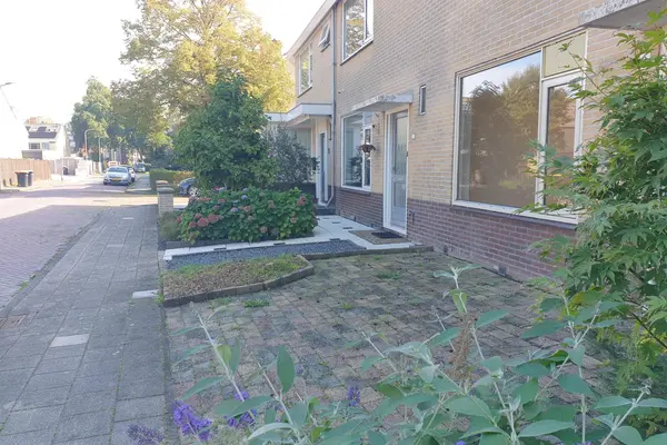 Elzenbaan 8, Enkhuizen