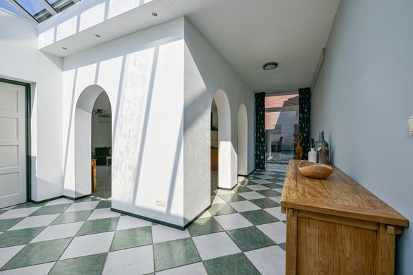 Sint Nicolaasstraat 28, 