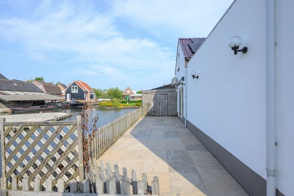 Sint Nicolaasstraat 28, 