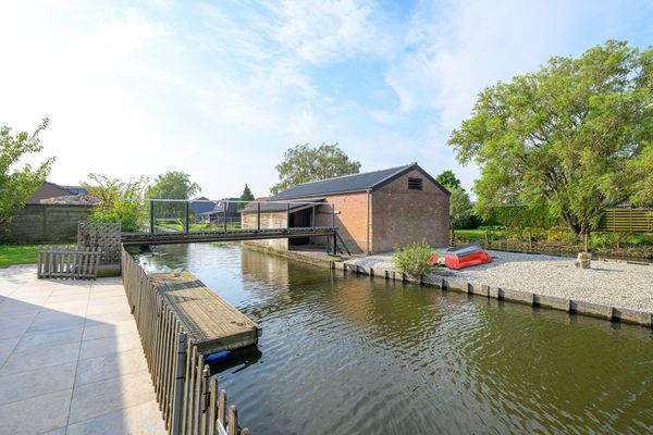 Sint Nicolaasstraat 28, 