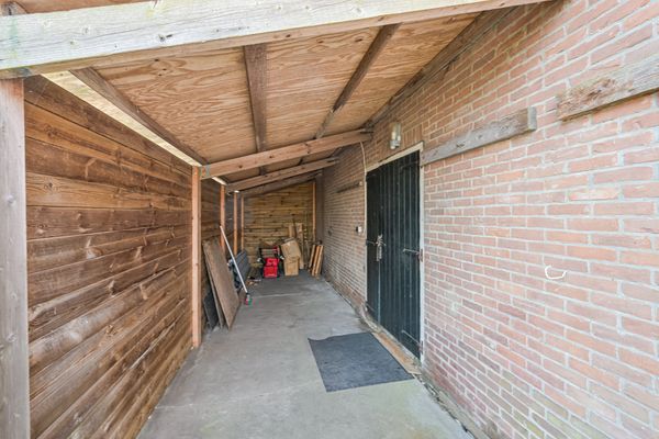 Sint Nicolaasstraat 28, 