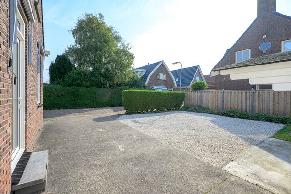 Sint Nicolaasstraat 28, 