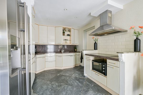 Lange Deelesloot 10, ENKHUIZEN