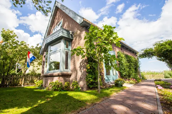 Molenweg 25